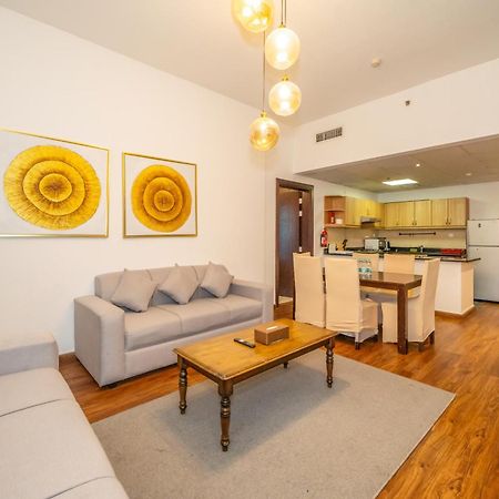Live Spacious 3Br Apartment All En Suite & Balcony ดูไบ ภายนอก รูปภาพ